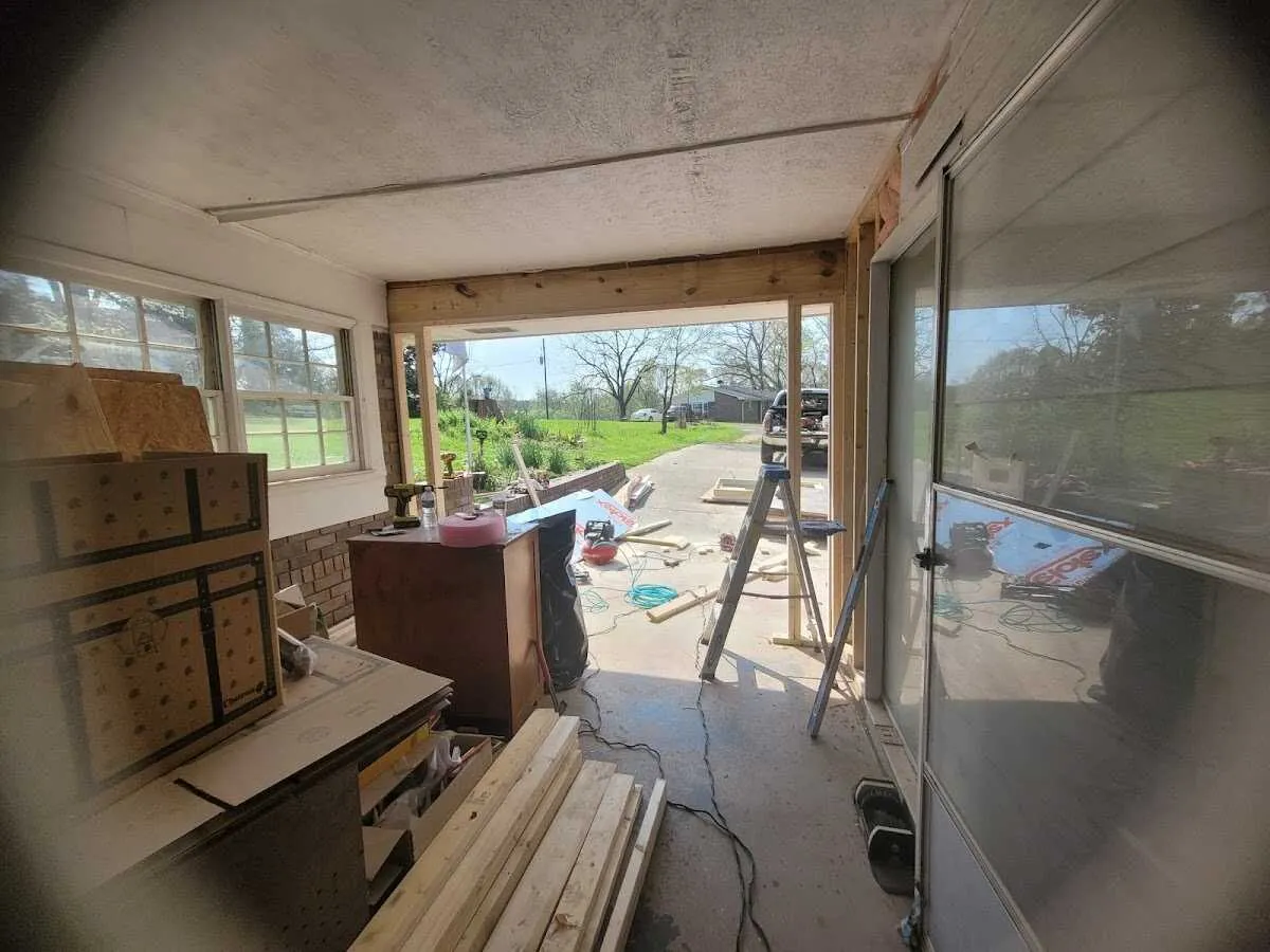 Air movers and dehumidifier for Water Mitigation Services in Gainesville